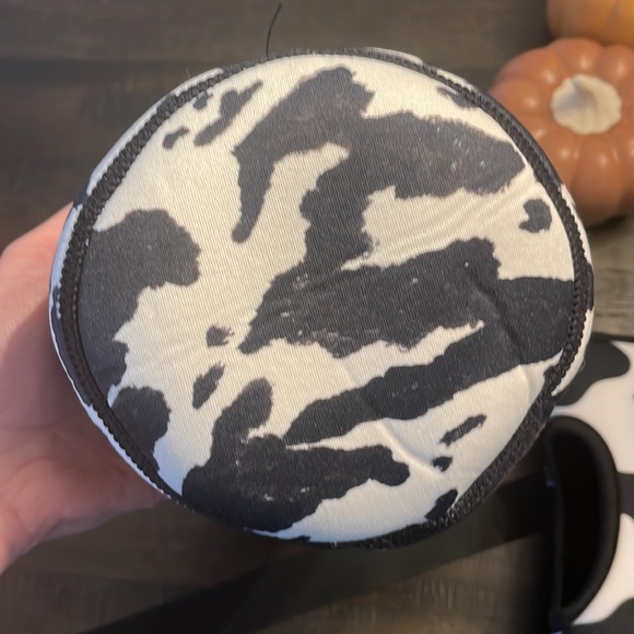 HydroJug original and new cow print sleeves with straps. EUC! - Picture 5 of 5